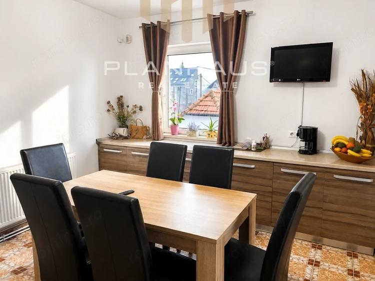 Casa de vanzare ultracentral P+1 ,Baia Mare , zona Avram Iancu ,3 ari teren - 3