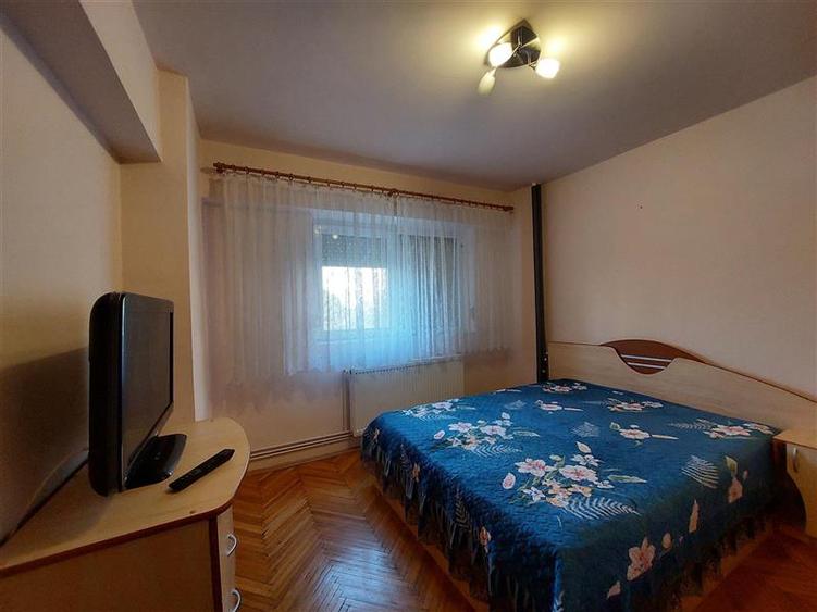 Apartament cu 2 camere decomandat în Aurel Vlaicu