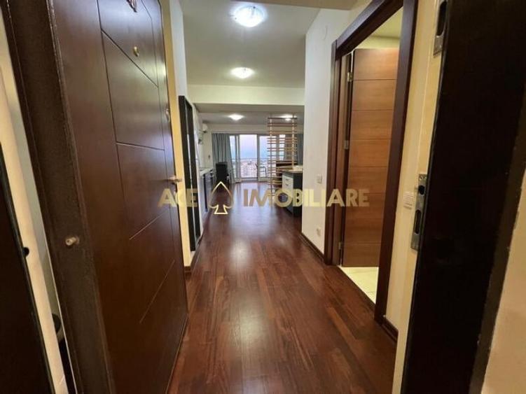 Garsonieră decomandată, mobilată în Vitan