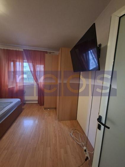 Vitan Mall  doua camere unice 6/8 - 3