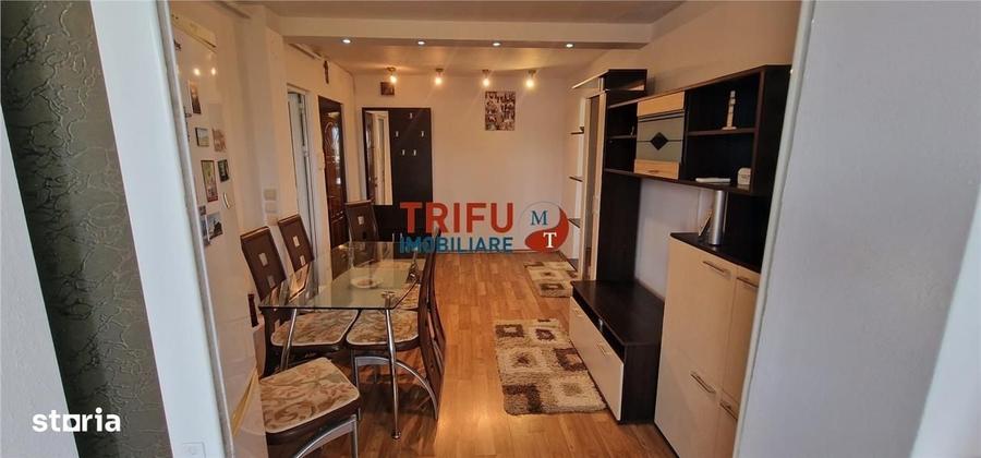 Apartament cu 2 camere decomandat în Central — fotografia 1