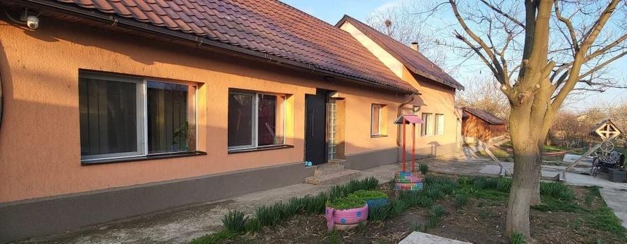Casă cu 4 camere în Șoldanu