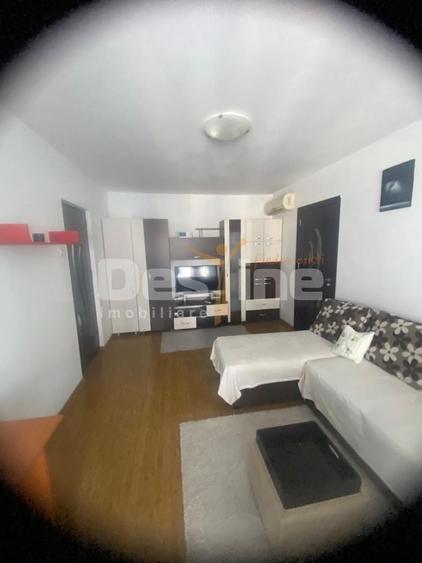 Apartament cu 2 camere semidecomandat, mobilat în Gorjului