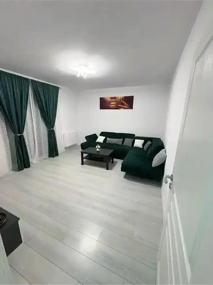 Apartament cu 2 camere decomandat în Giroc