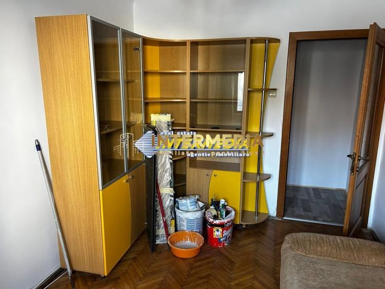 Apartament 4 camere decomandate 2 bai CETATE CLOSCA mobilat si utilat complet - 9