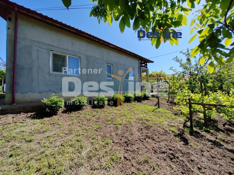 Casă individuală cu 6 camere cu Garaj în Copou