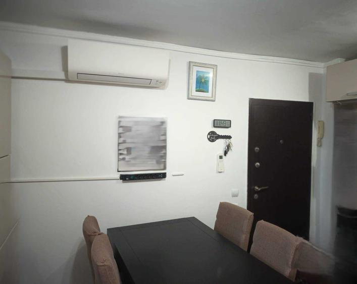 Apartament cu 2 camere decomandat în Zorilor