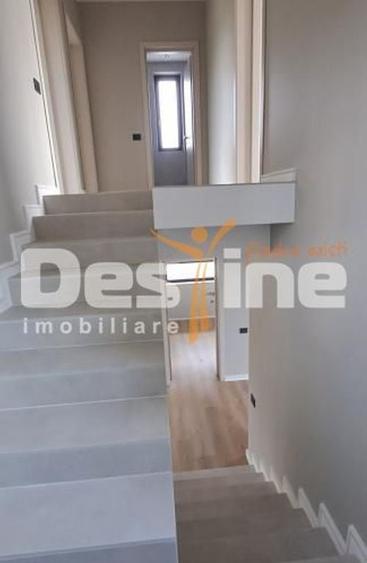 Casă cu 4 camere cu Teren 394 Mp în Miroslava