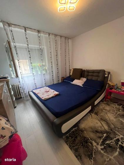 Apartament cu 2 camere decomandat în Sărari