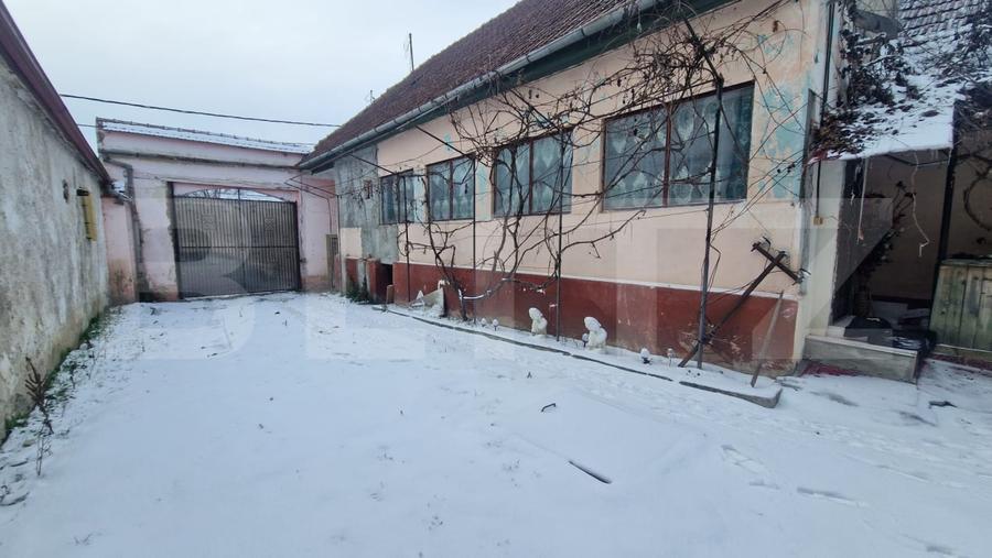 Casă individuală cu 5 camere cu Canalizare în Făgăraș