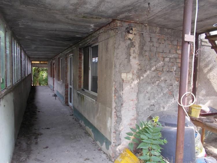 Casă individuală cu 7 camere cu Canalizare în Becicherecu Mic