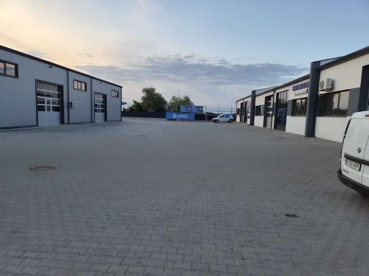 Spațiu comercial, de 400 mp, în Central
