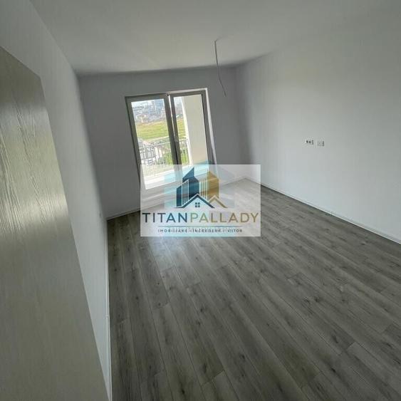 Apartament cu 4 camere în Titan