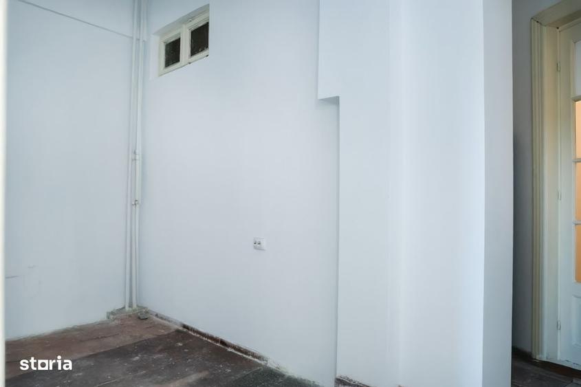 Apartament cu 3 camere în Calea Victoriei