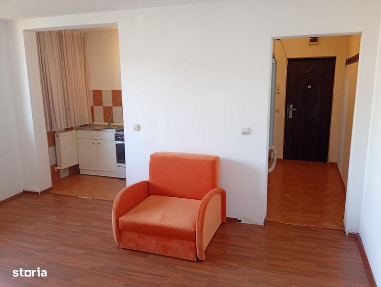 Apartament cu 2 camere nedecomandat în Central