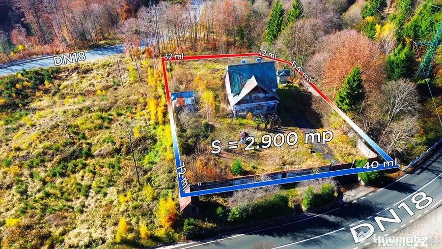 Casă cu 7 camere cu Teren 2900 Mp în Est