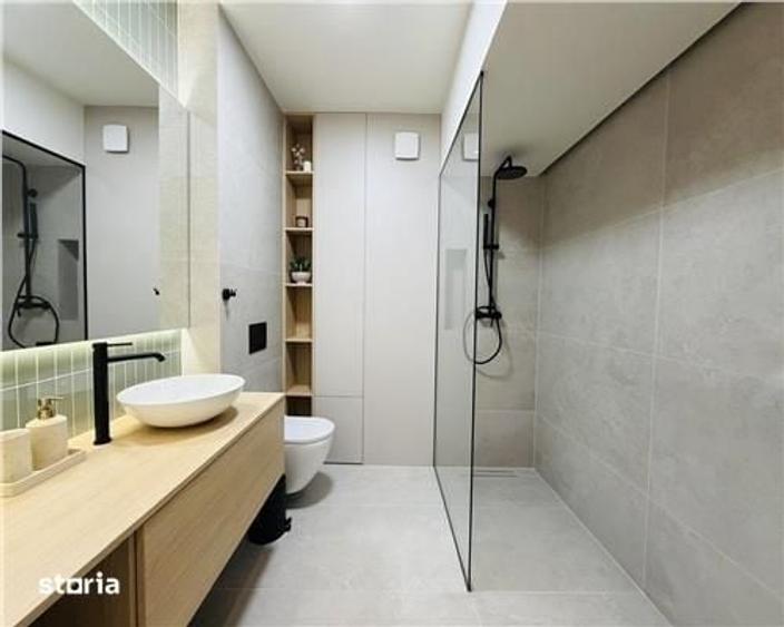 Apartament cu 3 camere în Calea Dumbrăvii