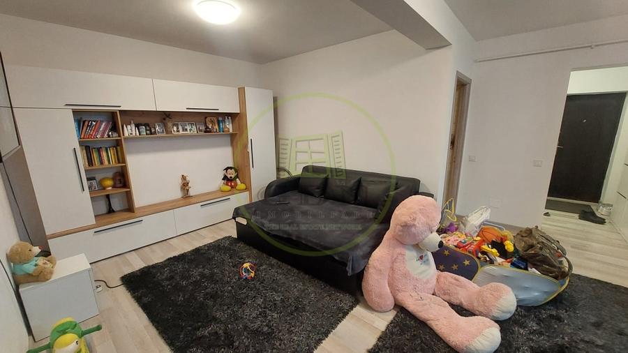 Apartament 3 camere open-space, etajul 2, 1 Mai, zona Serviciul de Ambulanta - 1