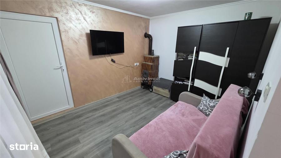 Casă cu 3 camere cu Teren 420 Mp în Oravița