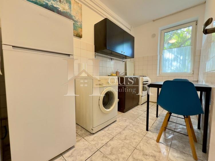 Apartament cu 2 camere decomandat, mobilat în Complex Studențesc