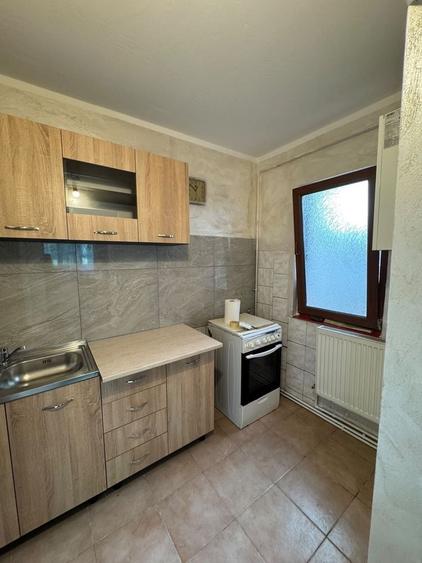 Apartament cu 2 camere decomandat în Micro 39