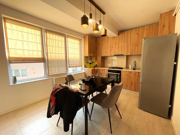 Apartament cu 2 camere semidecomandat, mobilat în Borhanci