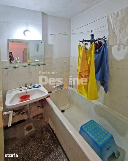APARTAMENT 3 CAMERE SEMIDECOMANDAT - 1