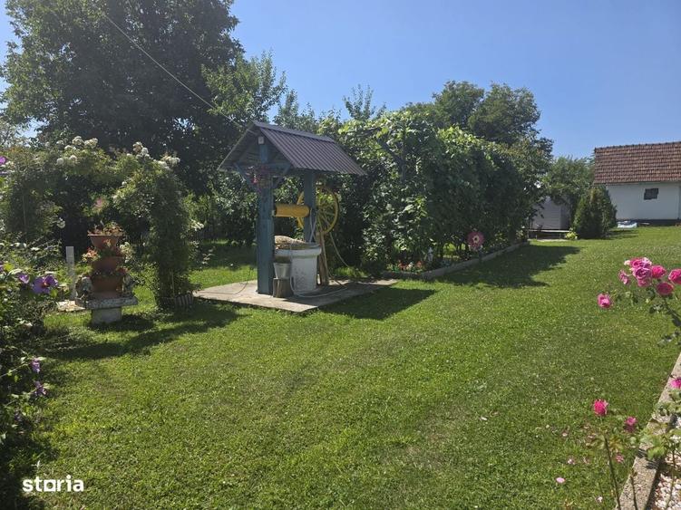 Casă cu 2 camere în Davidești
