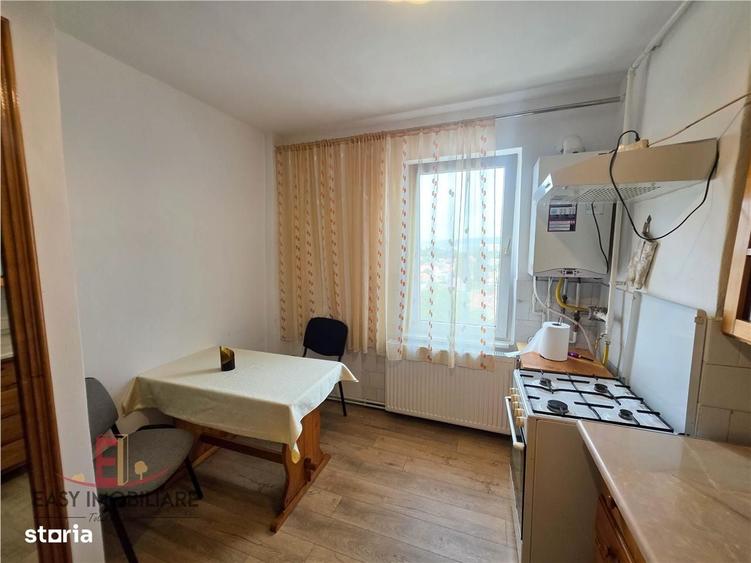 Apartament cu 2 camere decomandat în Lefaia