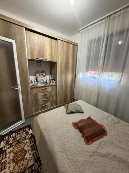 Apartament cu 2 camere nedecomandat, mobilat în Boldești-Scăeni