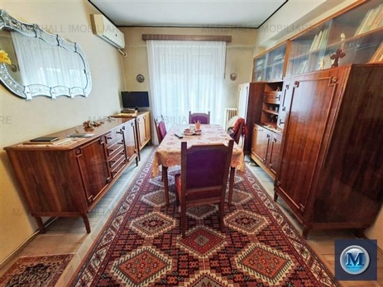 Apartament cu 2 camere semidecomandat, mobilat în Ultracentral