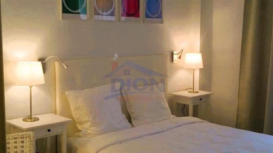 Apartament cu 3 camere decomandat, mobilat în Arcul de Triumf