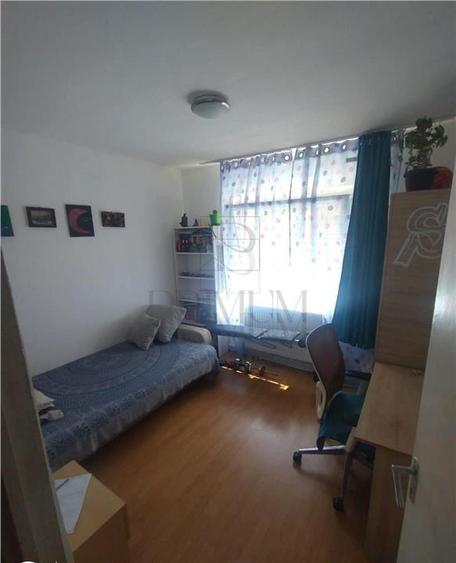 Apartament cu 3 camere decomandat în Dorobanților