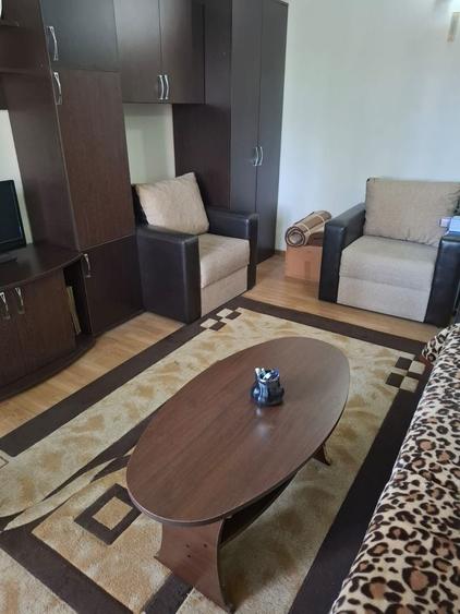Apartament cu 2 camere decomandat în Dacia