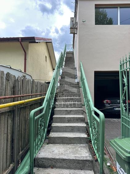 DE INCHIRIAT - SPATIU COMERCIAL CHIAR IN FATA PRIMARIEI SNAGOV - 4