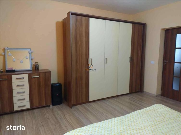 Doua Case In Curte Cenei La 28 Km De Timisoara - 2