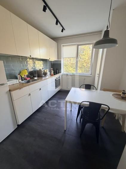Apartament cu 2 camere decomandat, mobilat în Plopilor