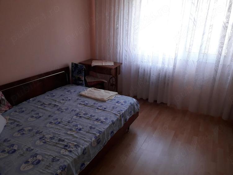 Apartament cu 3 camere decomandat în Inel I