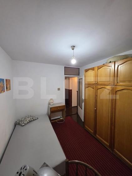 Apartament cu 3 camere decomandat, mobilat în Zorilor