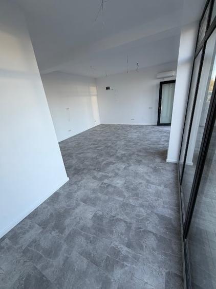 Spațiu comercial, de 37 mp, în Corbeanca