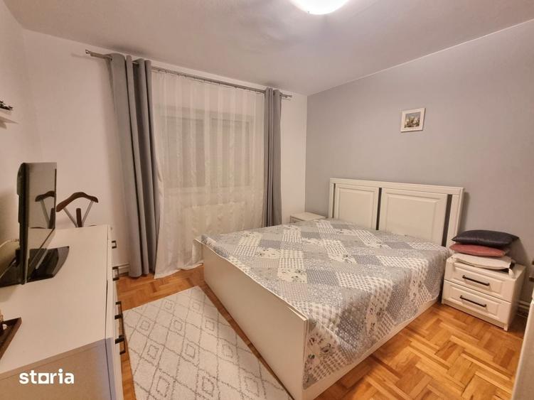 Apartament cu 3 camere decomandat în Bistrița Lac