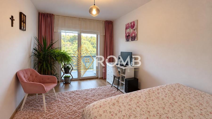 Apartament cu 3 camere semidecomandat, mobilat în Florești