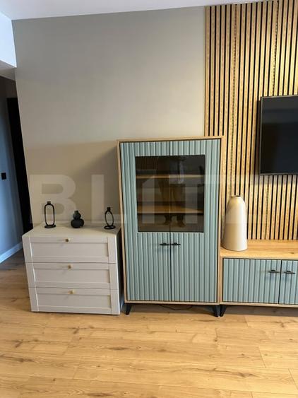Apartament cu 2 camere semidecomandat, mobilat în Micro 17