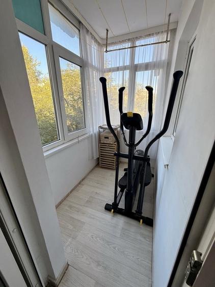 Apartament cu 2 camere decomandat în Exterior Vest