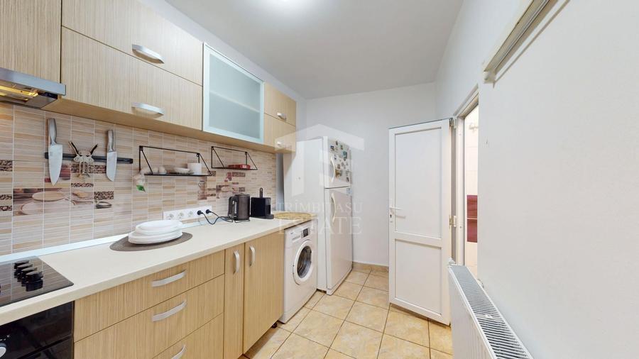 Apartament cu 3 camere decomandat, mobilat în Universitate
