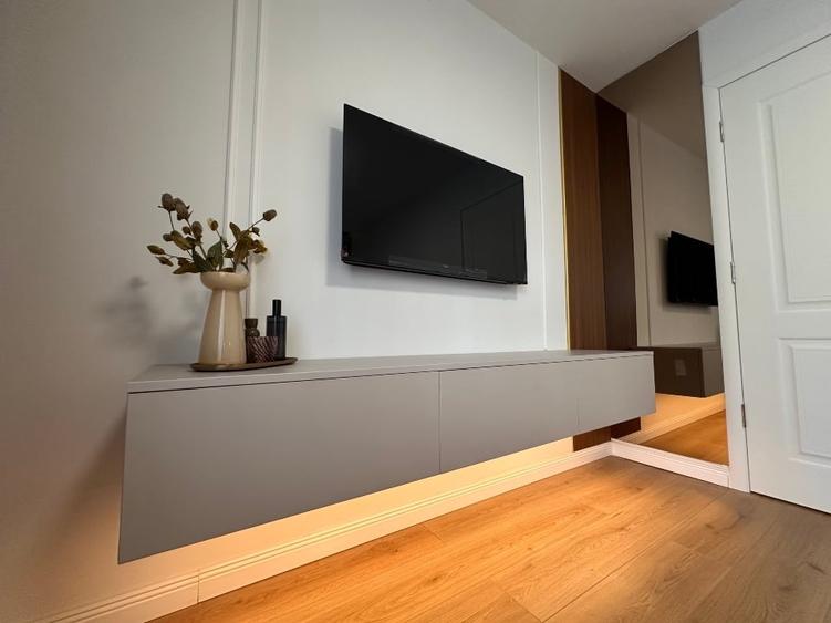Apartament cu 2 camere semidecomandat, mobilat în Calea București