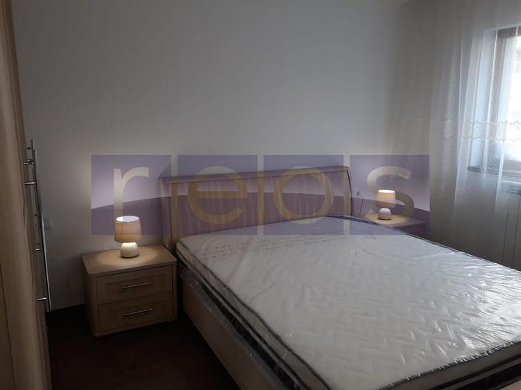 Apartament cu 3 camere decomandat, mobilat în Central