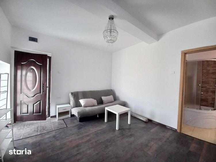 Garsonieră în Vatra Luminoasă