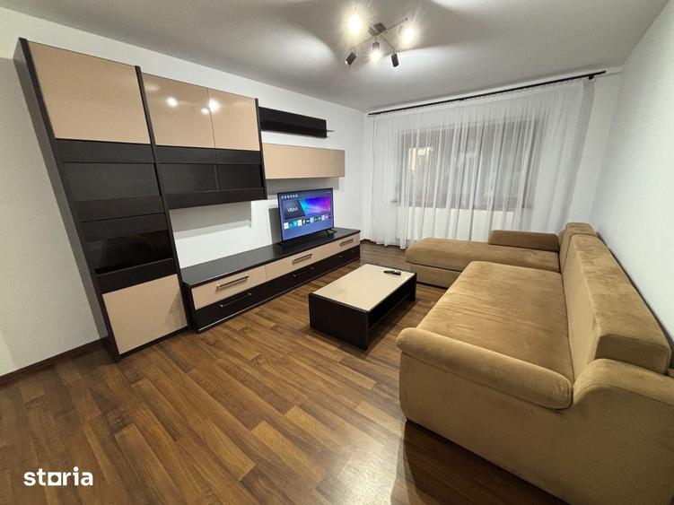Apartament cu 2 camere decomandat în Calea București