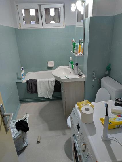 Garsonieră decomandată în Central